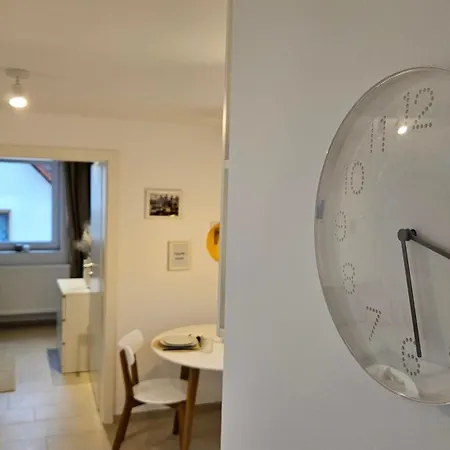 Ferienwohnung As 5 One & Two Bamberg - Modern In Ruhiger Lager Mit Balkon Hallstadt Exterior foto