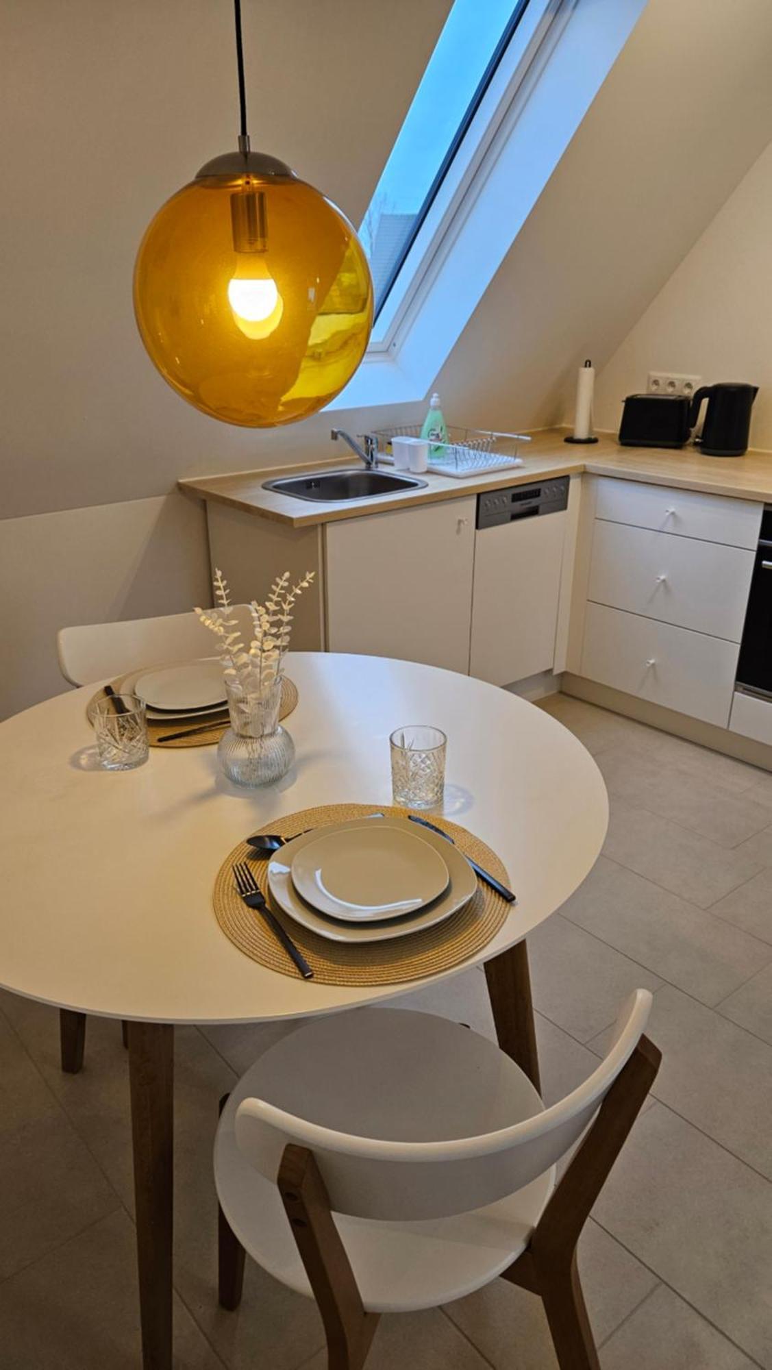 As 5 One & Two Bamberg - Modern In Ruhiger Lager Mit Balkon